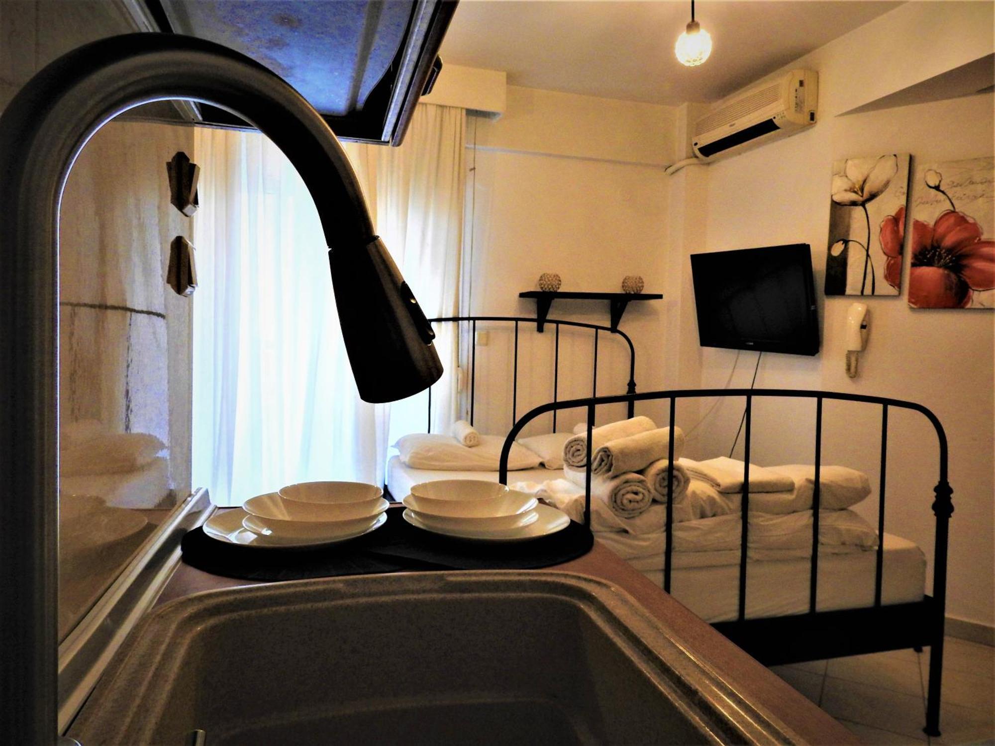 Konstantinos'S Luxury Studio Salonicco Esterno foto