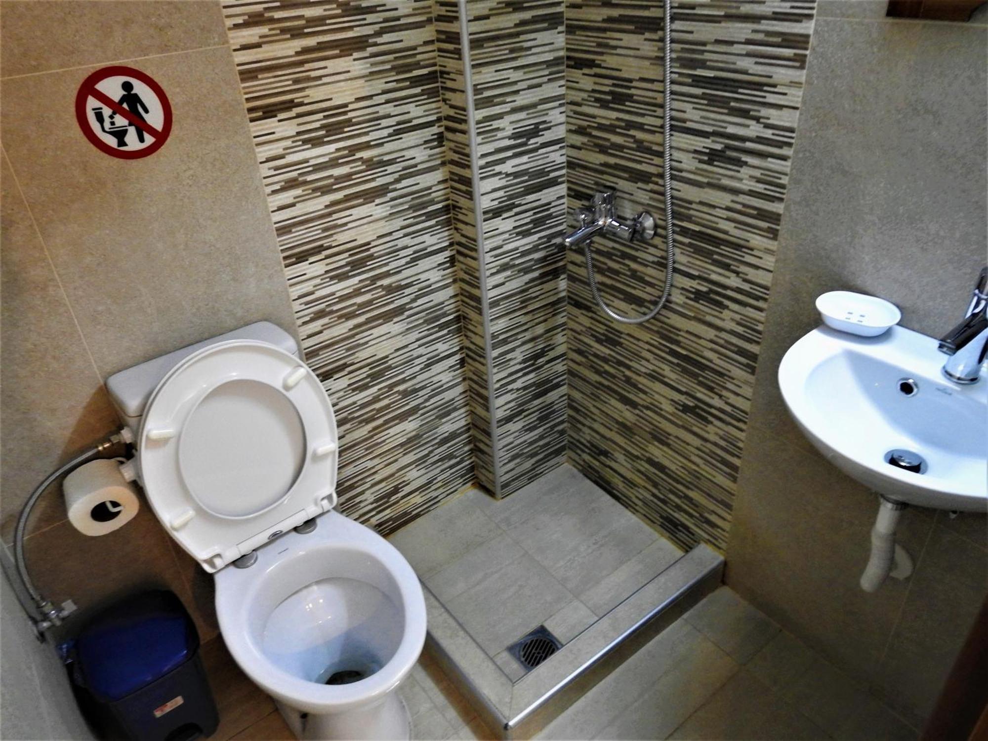 Konstantinos'S Luxury Studio Salonicco Esterno foto