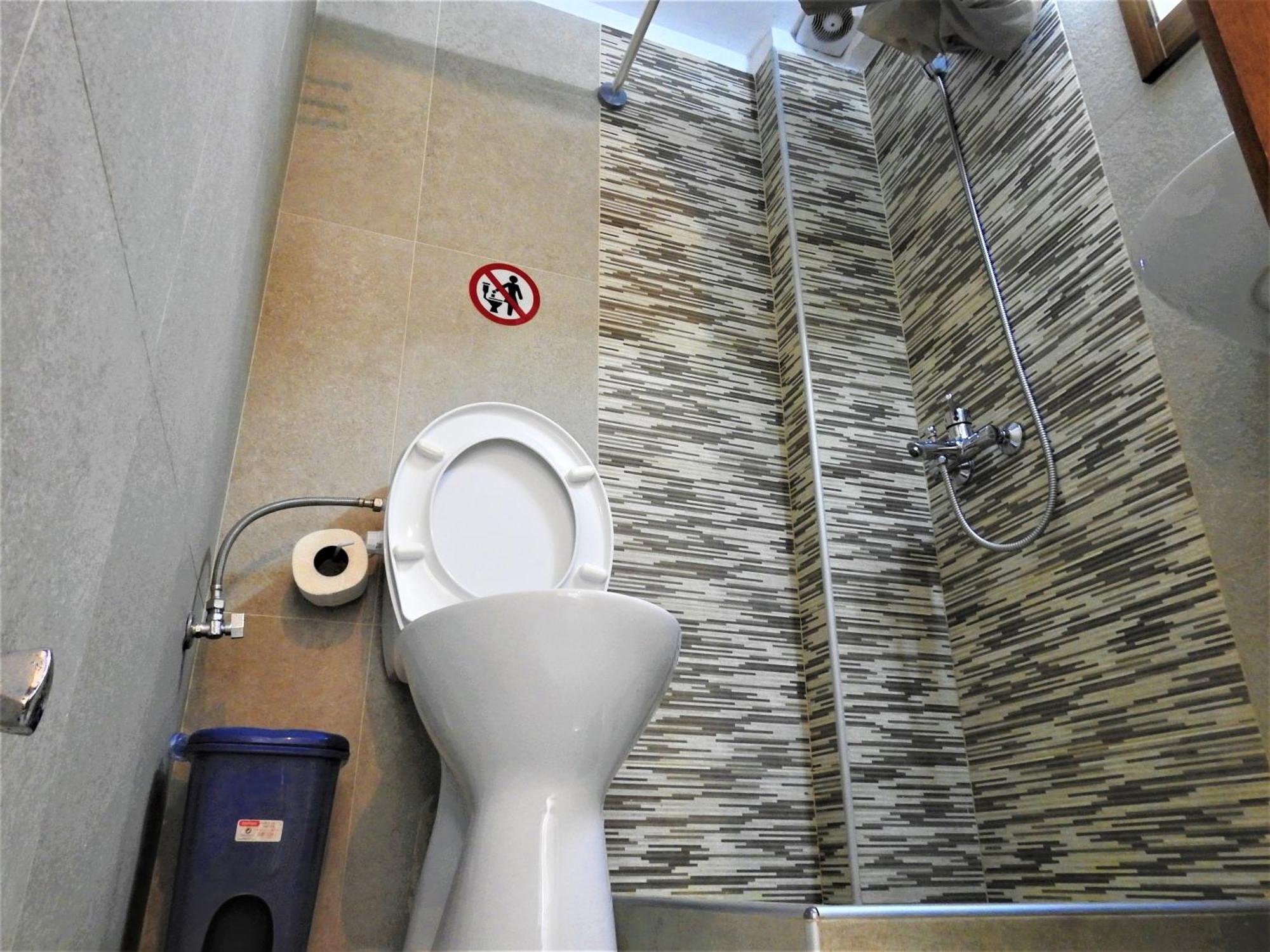 Konstantinos'S Luxury Studio Salonicco Esterno foto